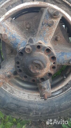 Ступица под клинья