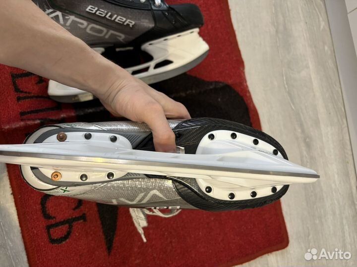 Коньки bauer hyperlite 9.5 pro stock