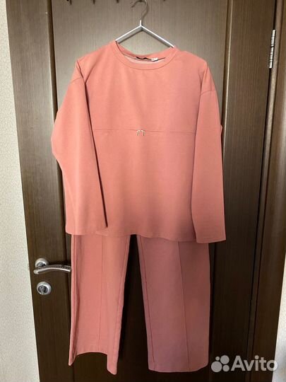 Костюм для беременных и кормящих