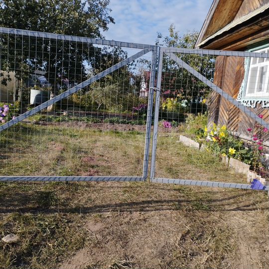 Дом 10,3 м² на участке 5 сот.