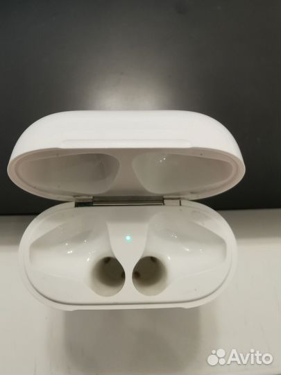 Футляр, кейс для Airpods 2