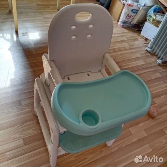 Стул-парта для кормления Happy Baby