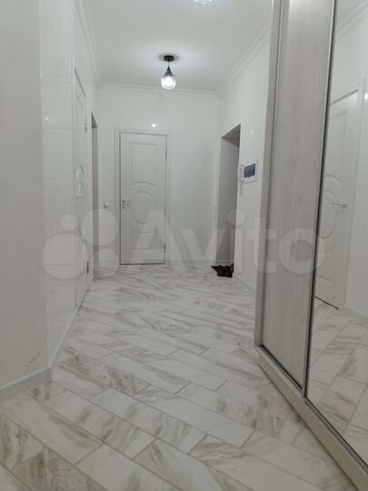 3-к. квартира, 95,5 м², 3/8 эт.