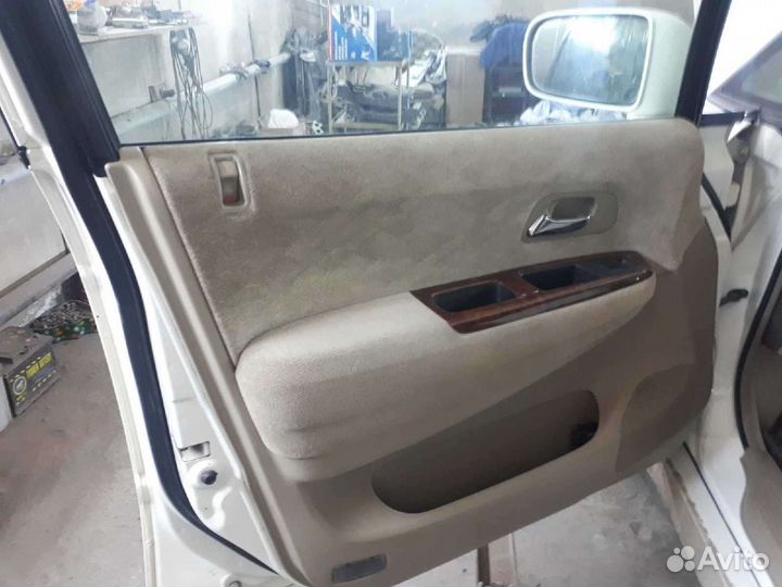 Honda odyssey двери стекла фары передние