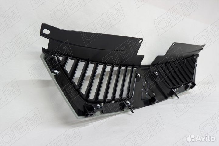 Решетка радиатора для Mitsubishi Outlander XL 2006-2009 535412