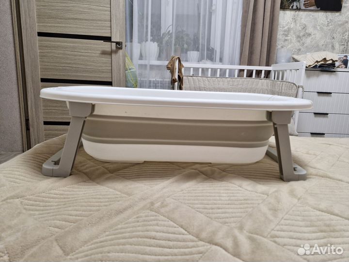 Ванночка для купания складная с термометром