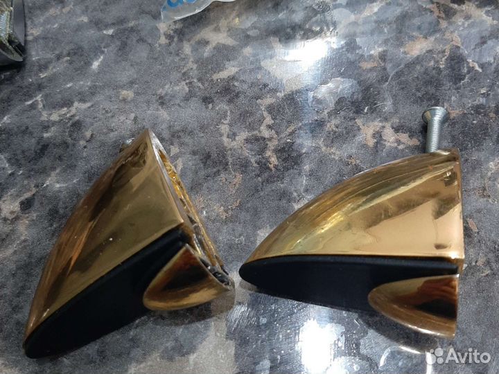 Полкодержатель