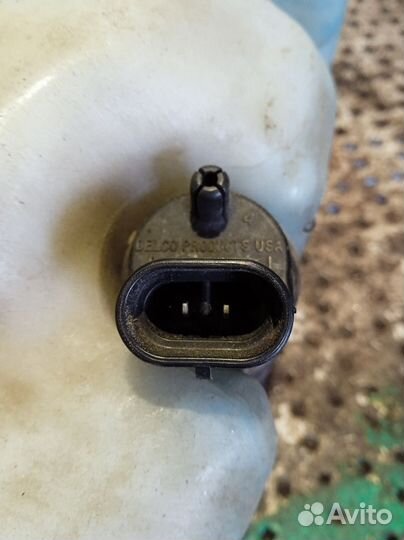 Бачок омывателя Chevrolet Blazer