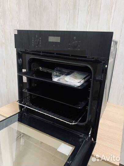 Электрический духовой шкаф Electrolux OEF5C50Z