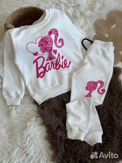 Костюм Барби новый для девочки