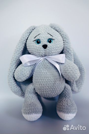 Вязаный Заяц ручной работы. на заказ 35 см