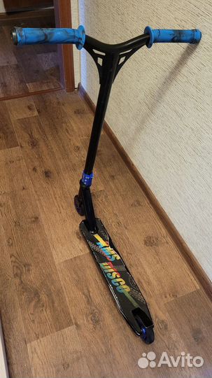 Трюковой самокат