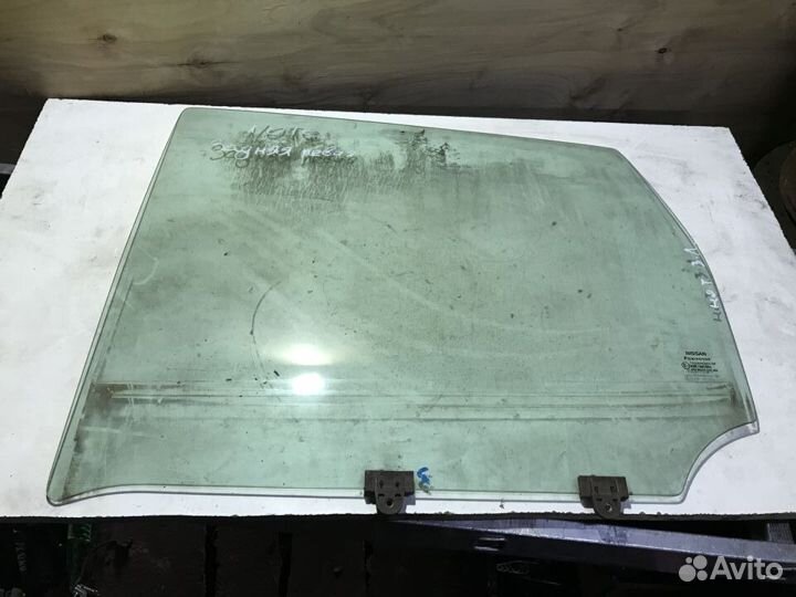 Стекло заднее левое Nissan Note E11