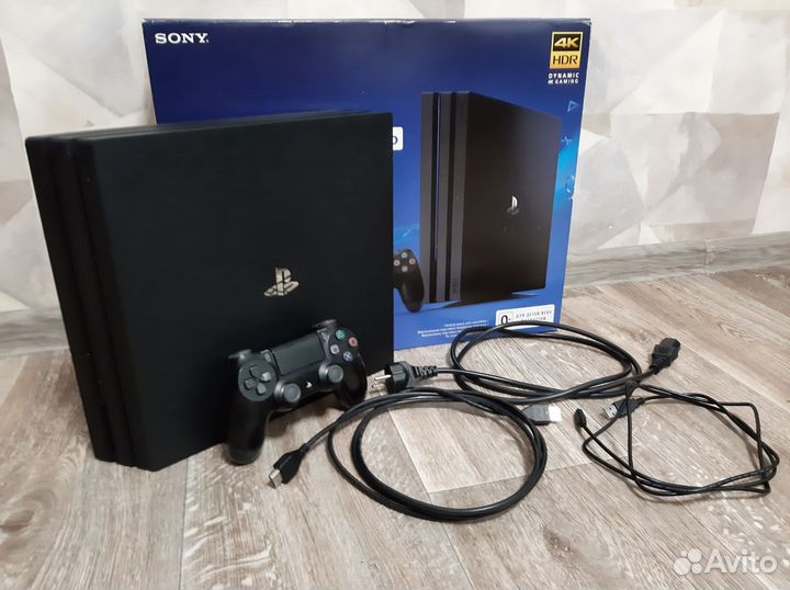 Консоль Sony PS4 Pro 1TB