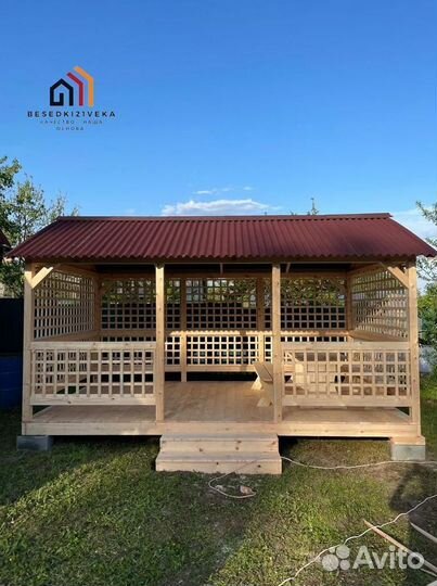 Беседка с мангальной зоной