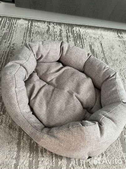 Лежанка для собак и кошек