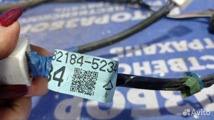 Проводка крышки багажника Toyota Yaris хэтчбек 2NZ