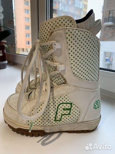 Сноубордические ботинки 36.5 Forum aura