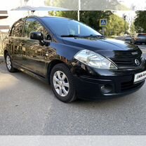 Nissan Tiida 1.6 AT, 2013, 120 700 км, с пробегом, цена 850 000 руб.