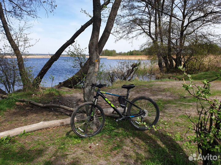 GT Avalanche Elite L 27.5