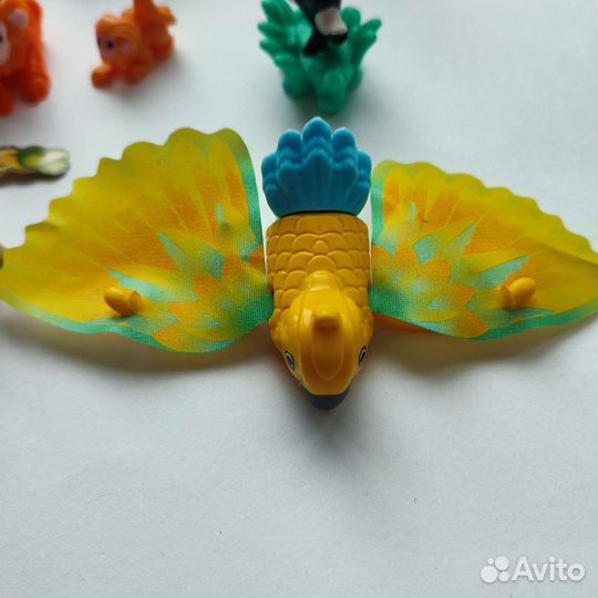 Игрушки киндер сюрприз