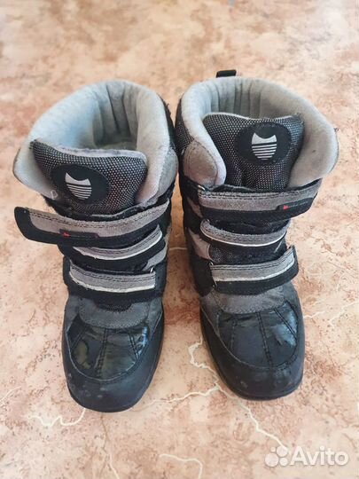 Продам ботинки демисезонные, р.33