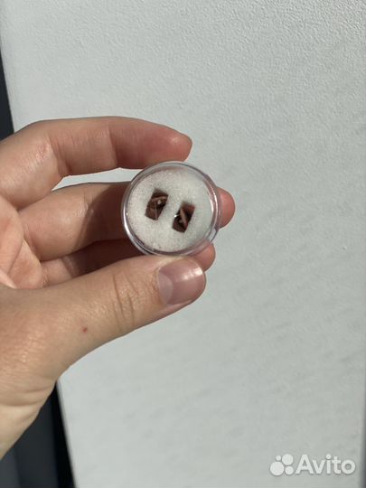 Микронаушник с кнопкой