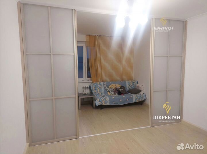 Межкомнатная перегородка из стекла