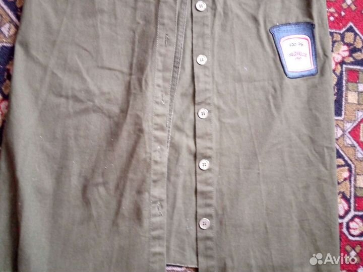 Рубашка модная на девушку размер М