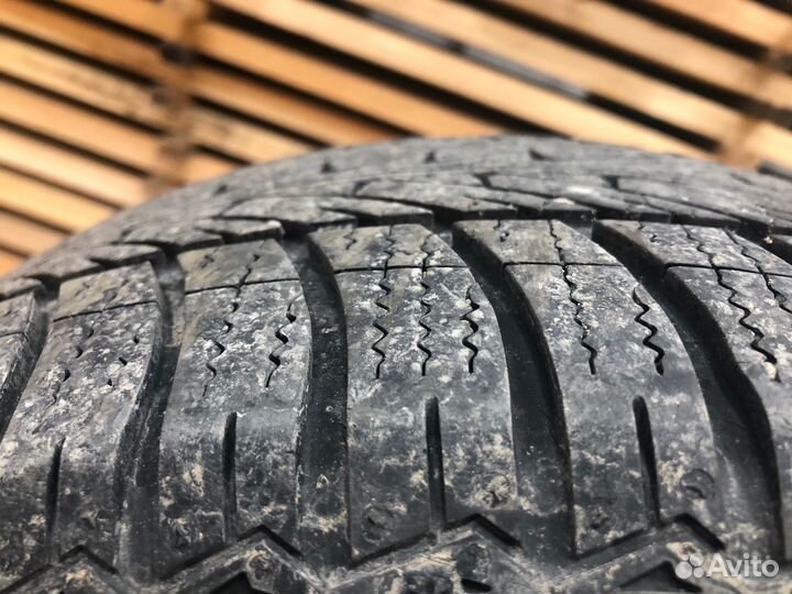 Goodyear UltraGrip 8 Performance 225/45 R18 95V