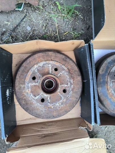 Тормозные барабаны Пежо 206