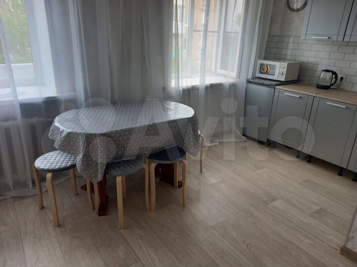 2-к. квартира, 45 м², 3/4 эт.