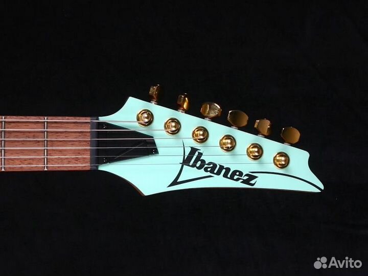 Электрогитара Ibanez + Аксессуары