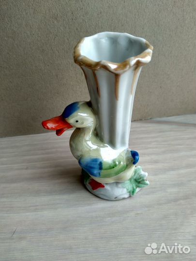 Фарфоровая статуэтка 