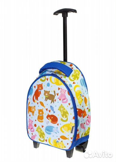 Детский чемодан на колесиках