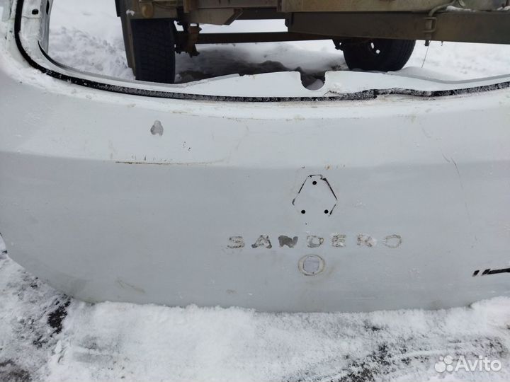 Крышка багажника renault sandero 2
