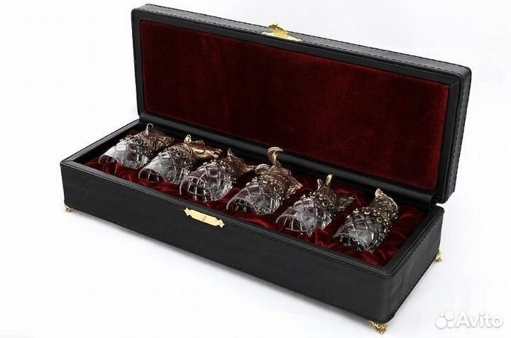 Стопки-перевертыши с головами зверей 