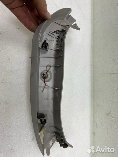 Обшивка двери багажника Kia Ceed хэтчбек 2010