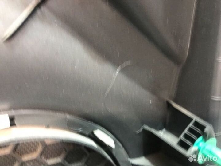 Обшивка двери передняя правая Chevrolet Cruze