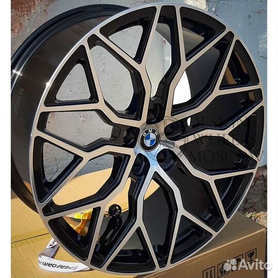 Кованые диски R22 на BMW X5 X6 X7 в наличии