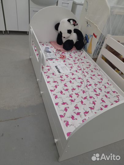 Кровать подростковая