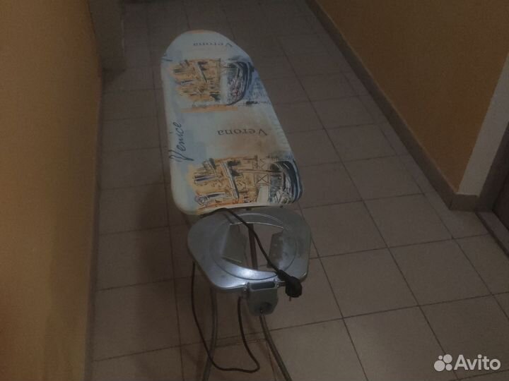Гладильная доска с розеткой бу