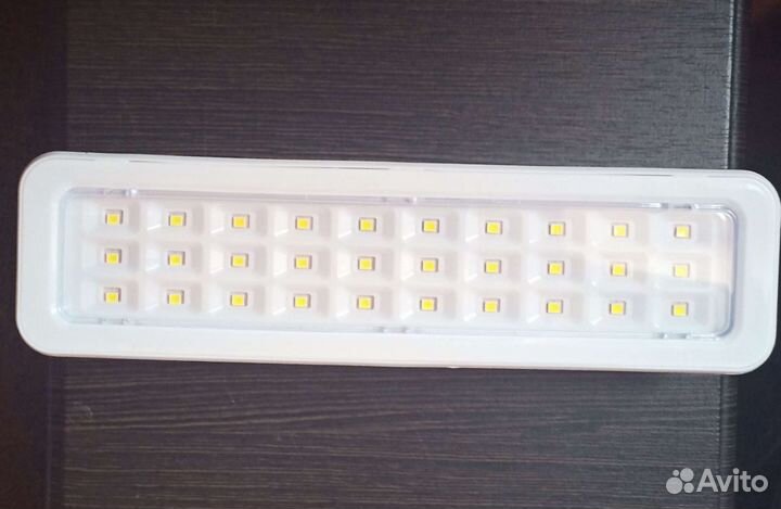 Светильник для аварийного освещения