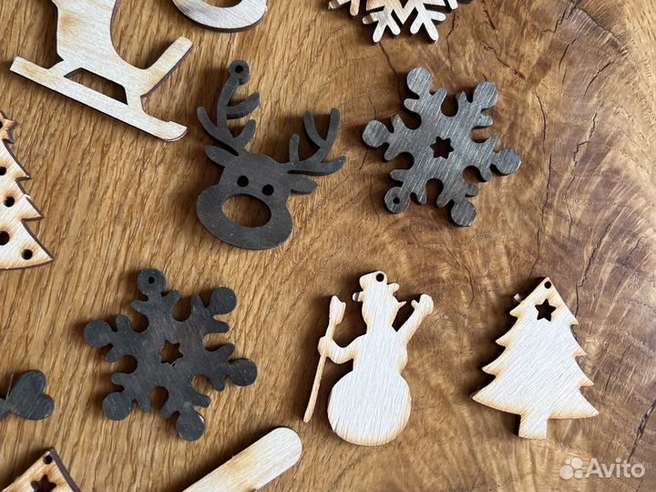 Игрушки новогодние деревянные новые