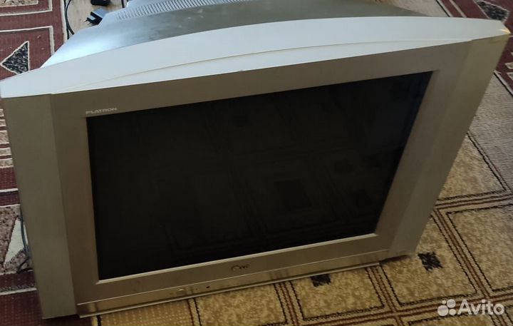 Продам телевизор LG