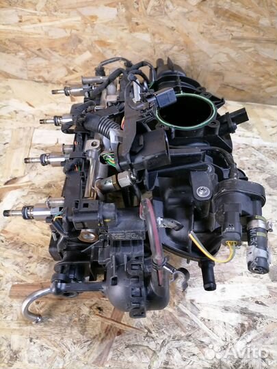 Коллектор впускной Audi A4 B8 2.0T CDN