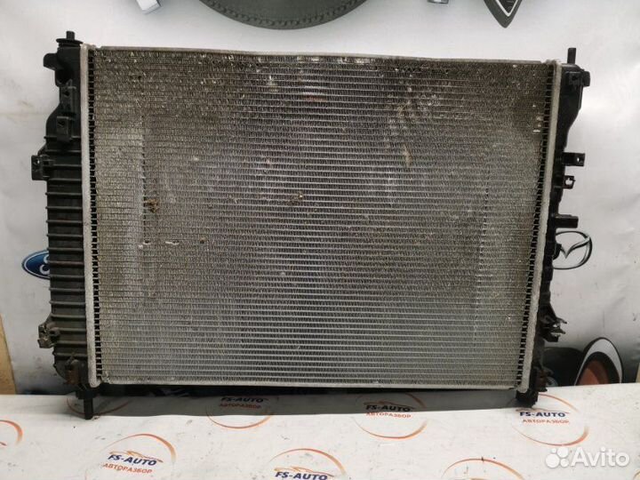 Радиатор охлаждения Chevrolet Captiva 2.2 дизель