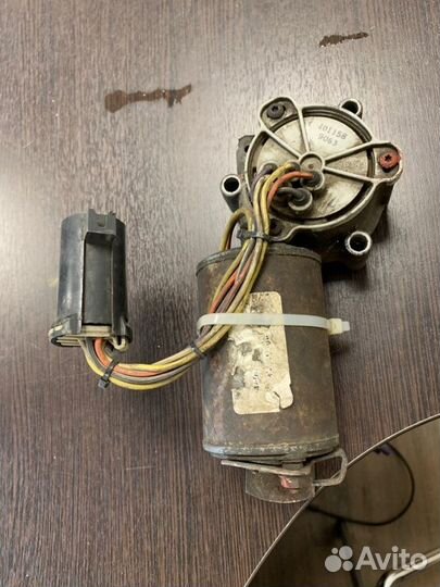 Мотор раздаточной коробки Mercedes Ml 320 W163