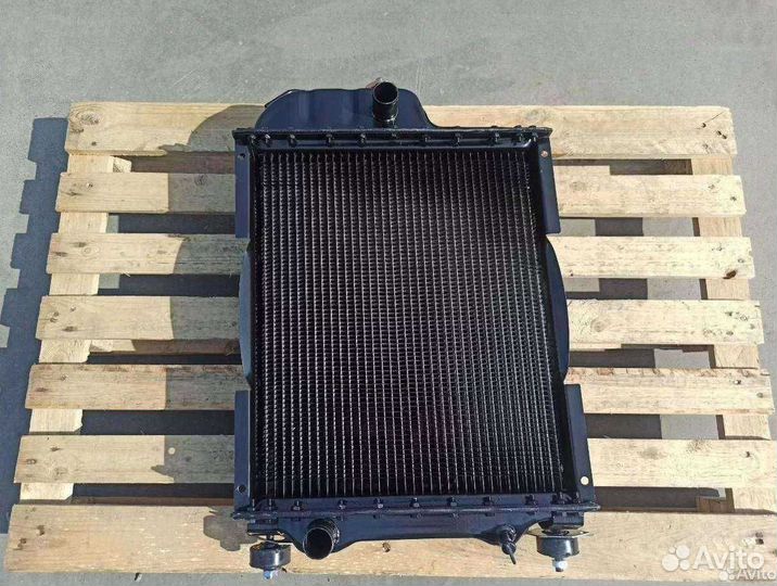 Радиатор водяной алюминиевый мтз