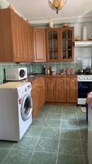 2-к. квартира, 60 м², 2/5 эт.